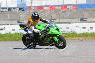 media/Jan-20-2023-Fastrack Riders (Fri) [[f2ad32aba3]]/Level 1/session 3 turn 9/